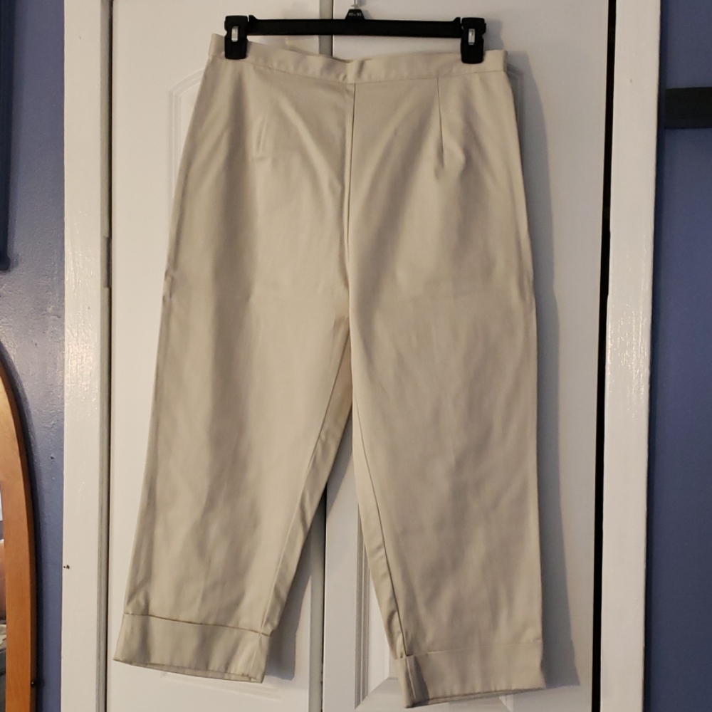 Capris pants